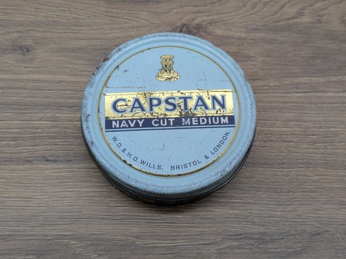 Vintage 1940s capstan - vintage, navy