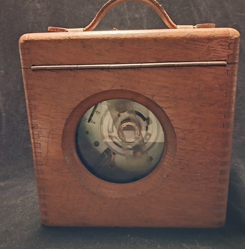 Vintage pigeon racing clock