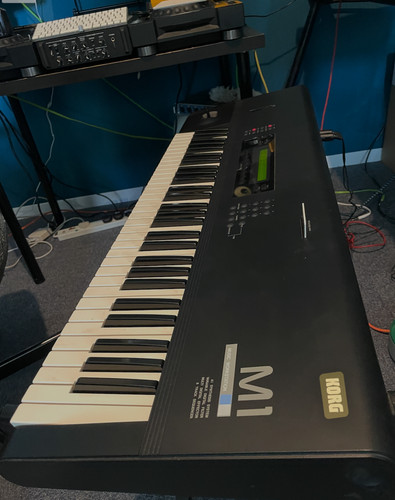 Korg key vintage music - m1,