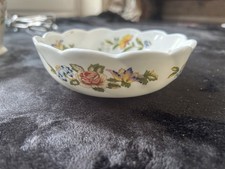 Lovely Vintage Aynsley China Fluted Edge Bowl. Cottgae Garden Design