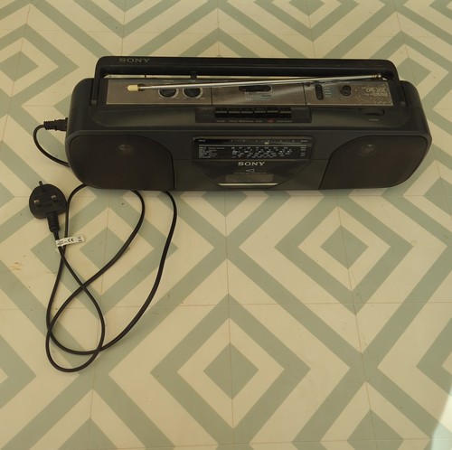 Sony cfs 201l vintage - vintage, boombox
