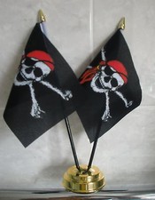 PIRATE BANDANA X2 TABLE FLAG SET 2 flags plus GOLDEN BASE PIRATES