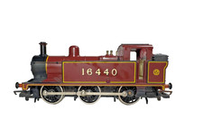 Hornby OO R301 LMS class 3F Jinty 0-6-0 Tank Steam Locomotive 16440