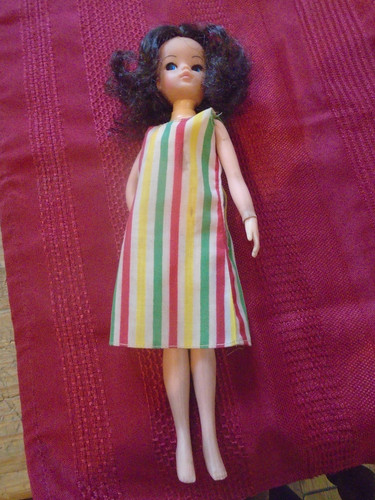 Vintage gen 1077 sindy doll - gen,