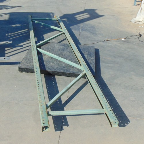Pallet racking upright - racking, 32"