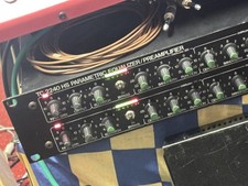 TC2240 Parametric Stereo Equalizer/Preamp