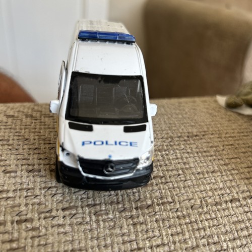 Mercedes benz police sprinter - mercedes-benz,