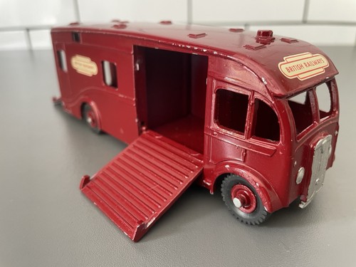 Dinky supertoys original - dinky,