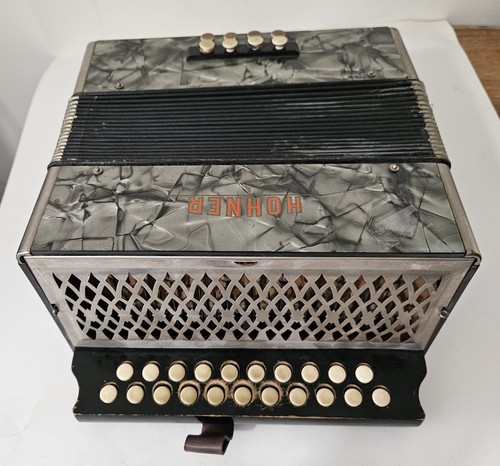 Vtg hohner germany - hohner, accordion