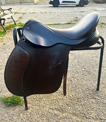Black country saddles - country, 16"