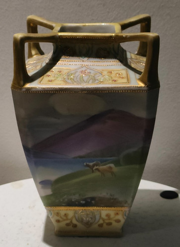 Japanese vase noritake art - japanese,
