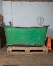19th century French Cast Iron Empire Bateau Bath Bathtub 1800s