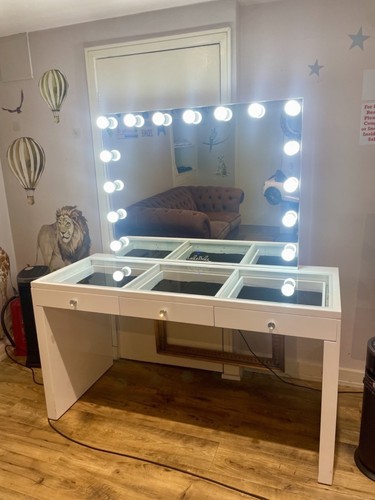 White luxury dressing table - white,