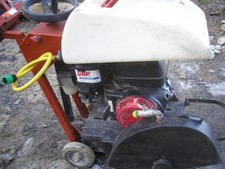 Clipper concrete road saw