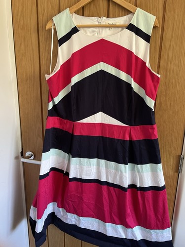Beautiful studio dress by - studio,