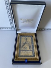 Rare Brooks & Bentley Queen