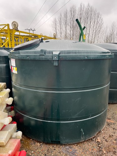 Bunded fuel oil - , tank