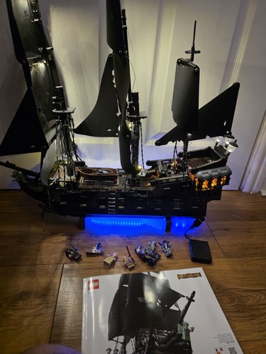Lego captain jack sparrow - lego,