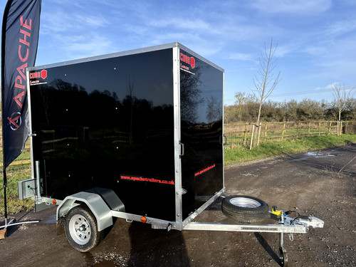 Box trailer 8x4x6 with ramp - box,