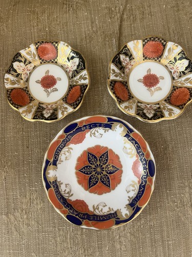 Abbeydale chrysanthemum pair - abbeydale,