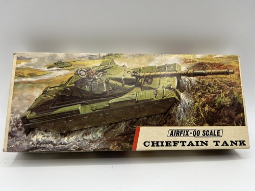 A205v vintage airfix - airfix, red