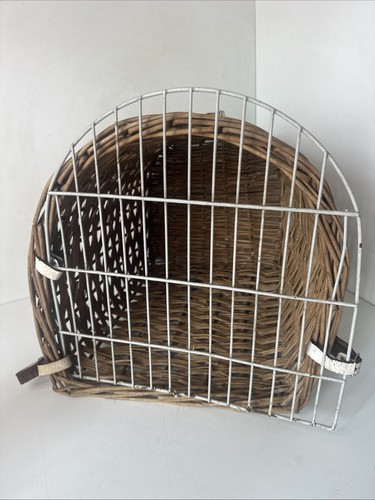 Vintage wicker basket pet - vintage,