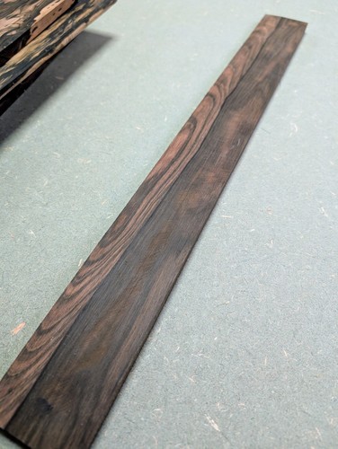 Mun ebony baritone - mun,