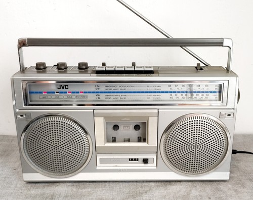 Jvc 555lb stereo - jvc, radio