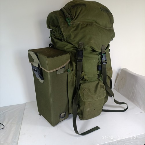 Side pouch bergen plce rigid - pouch,