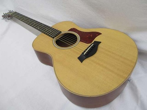 Taylor mini acoustic - taylor,