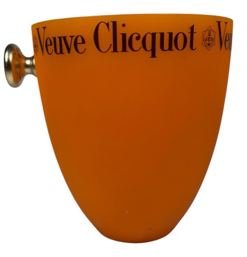 Veuve clicquot orange - veuve,