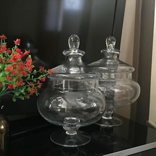 Traditional Vintage Squat