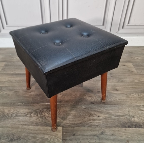 Mid century sewing box - sewing,