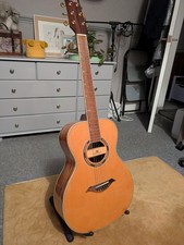 Acoustic Parlour Guitar Turner