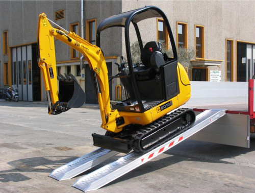Heavy duty loading ramps - loading, pair