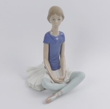 LOVELY LLADRO PORCELAIN BETH