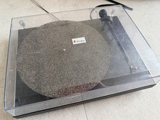 Pro-Ject Debut III Belt Drive