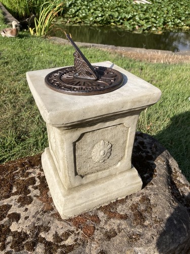 Small cast iron brown sundial - small,