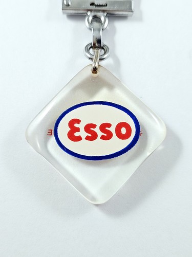 Bourbon esso logo keychain - esso,