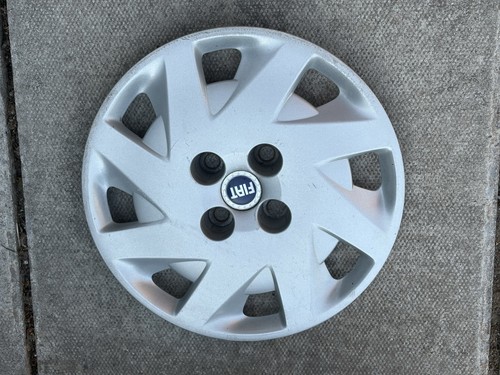 Fiat punto wheel trim x - wheel,