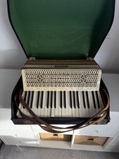 Vintage HOHNER Verdi III  With