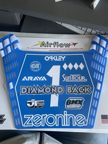 Authentic zeronine stadium - authentic,