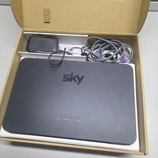 Sky Broadband | Dual Band WiFi Router VDSL Fibre Modem | Model SR203 - Used