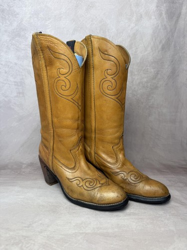 Vintage western cowboy - western, boots