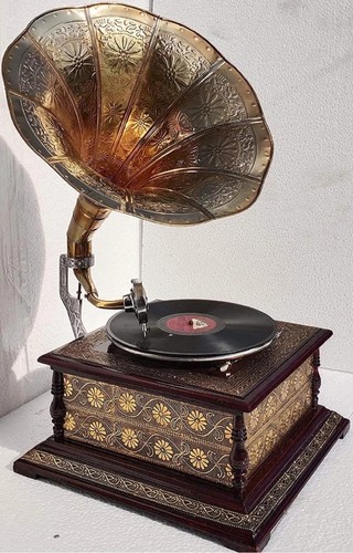 Antique gramophone fully - antique,