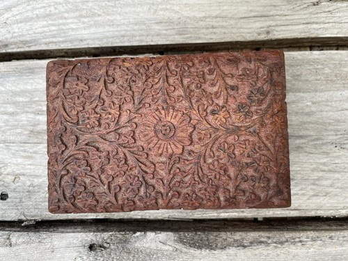 Past times hand carved - past, tudor