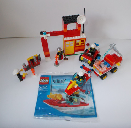 Lego fire station 6191 5613 - lego,