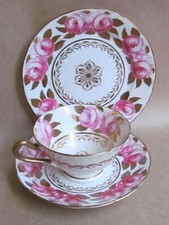 DAVENPORT PORCELAIN 4474 PINK CABBAGE ROSES & GILT TEA TRIO 19TH CENTURY (10962)