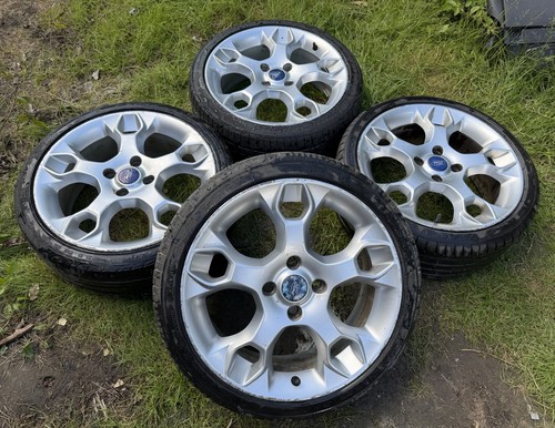 Ford fiesta mk7 zetec - ford, 17”