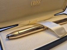 Vintage Cross 18kt Gold